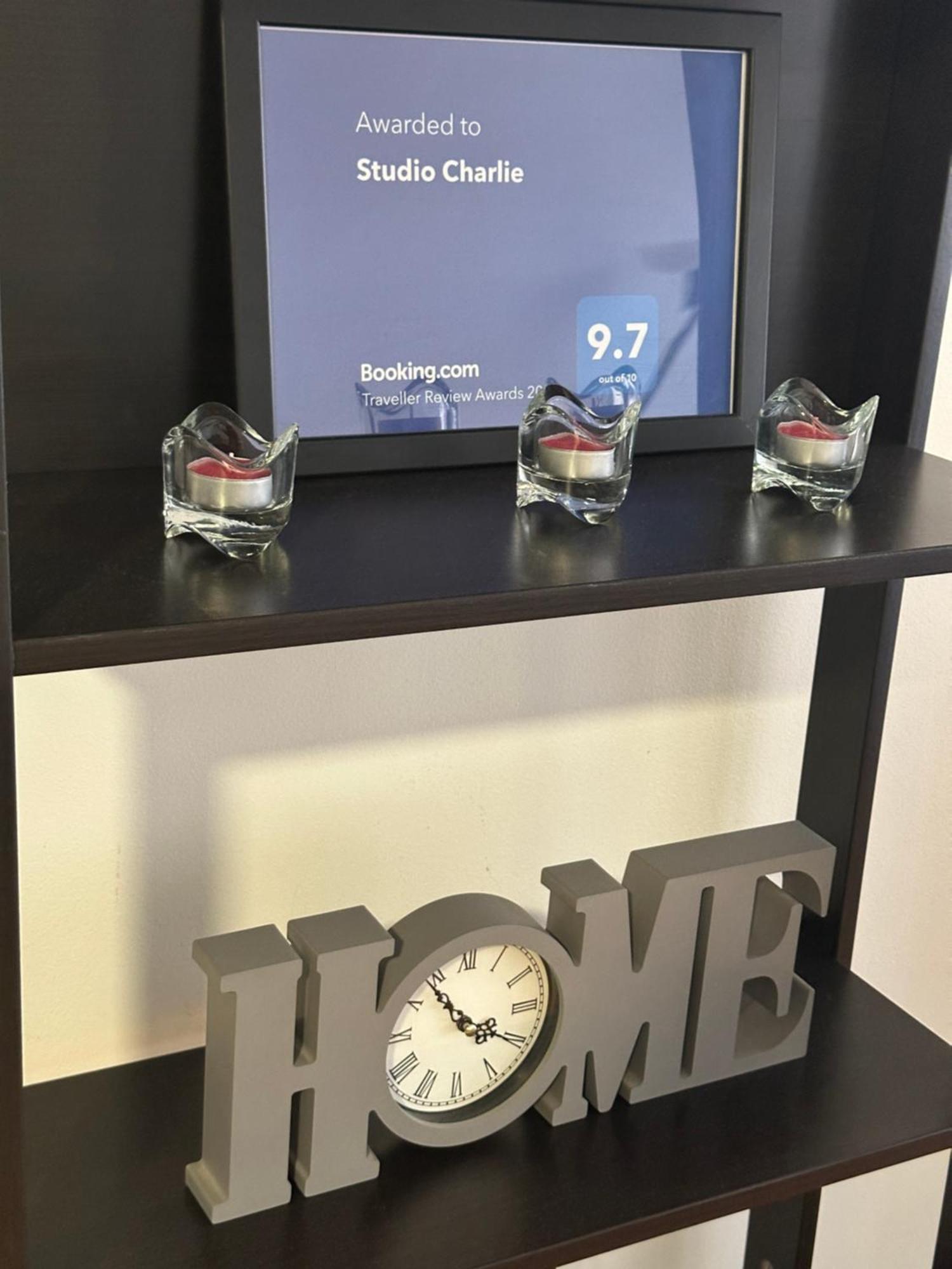 Charlie Aviv Park Apartment Белград Екстериор снимка