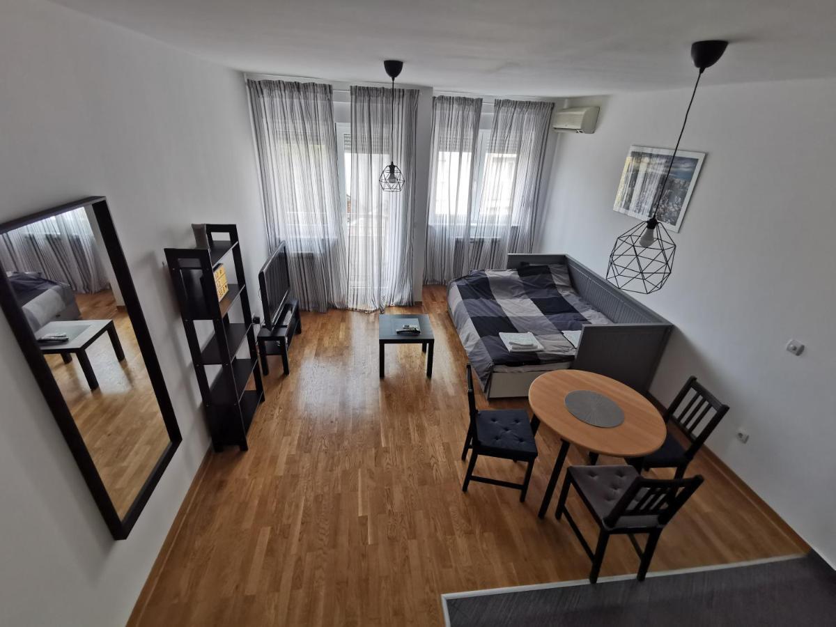 Charlie Aviv Park Apartment Белград Екстериор снимка