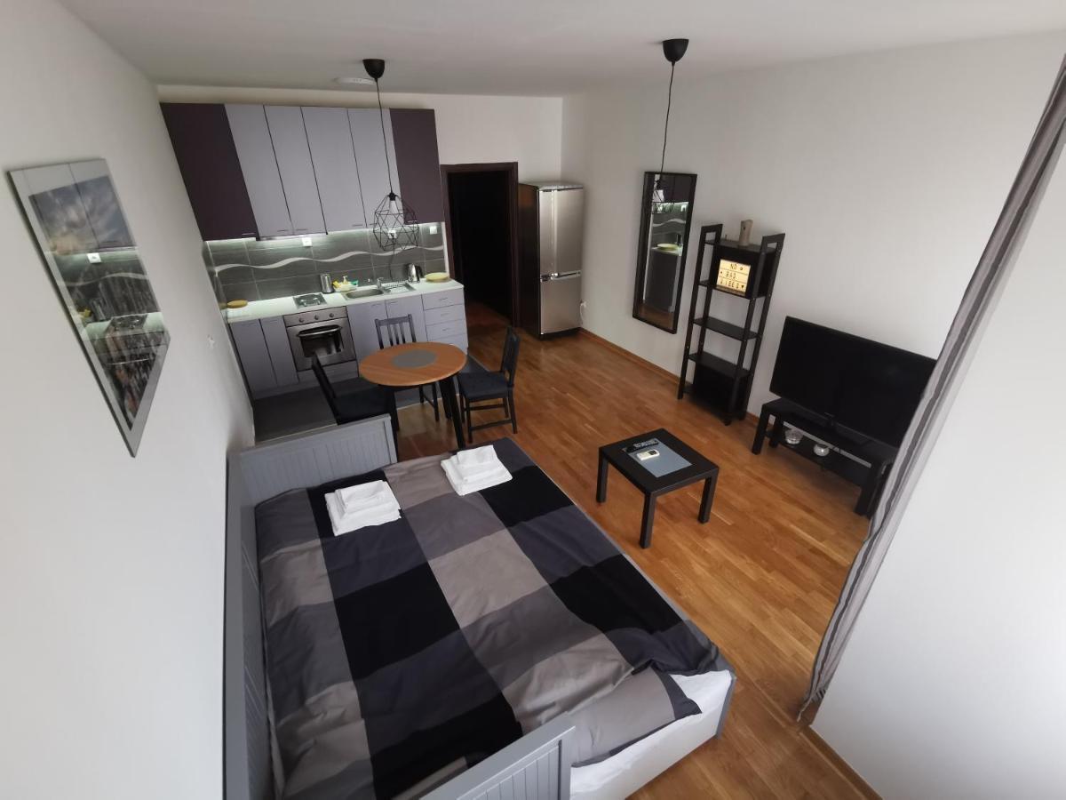 Charlie Aviv Park Apartment Белград Екстериор снимка
